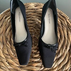 Naturalizer Black Heels with Bow Accent